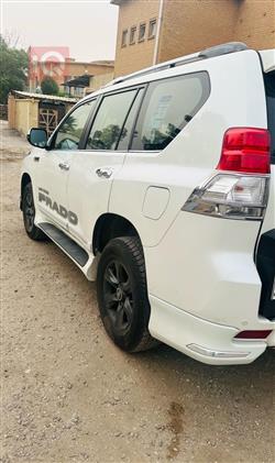 تۆیۆتا لاندكروزر پرادۆ